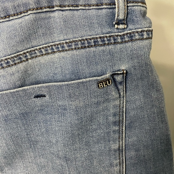 Gold sequin pockets jean shorts size 30 - Picture 7 of 11